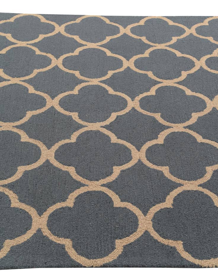 Detail image of  5' x 8' Luna Wool Rug