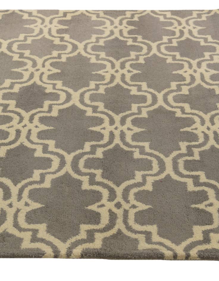 Detail image of  5' 1 x 7' 9 Luna Wool Rug