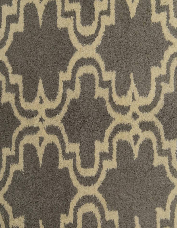 Detail image of  5' 1 x 7' 9 Luna Wool Rug