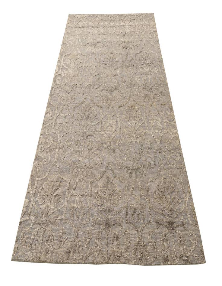 Detail image of  5' x 7' 10  Hand Knotted Luna Rug