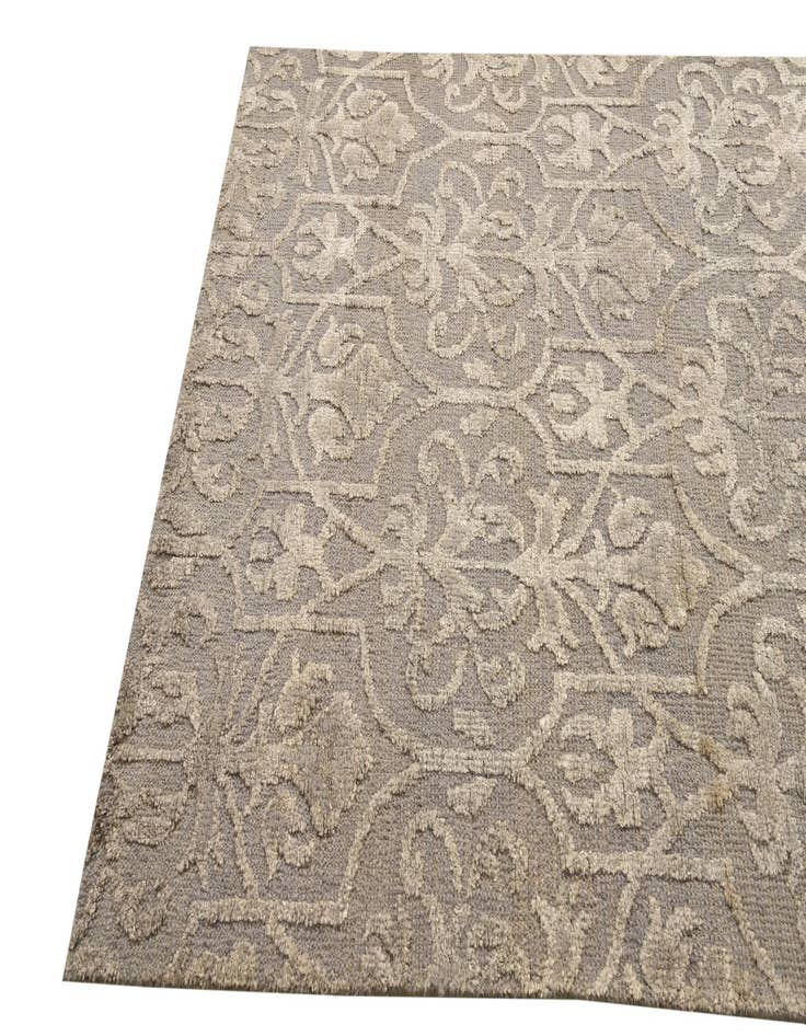 Detail image of  5' x 7' 10  Hand Knotted Luna Rug