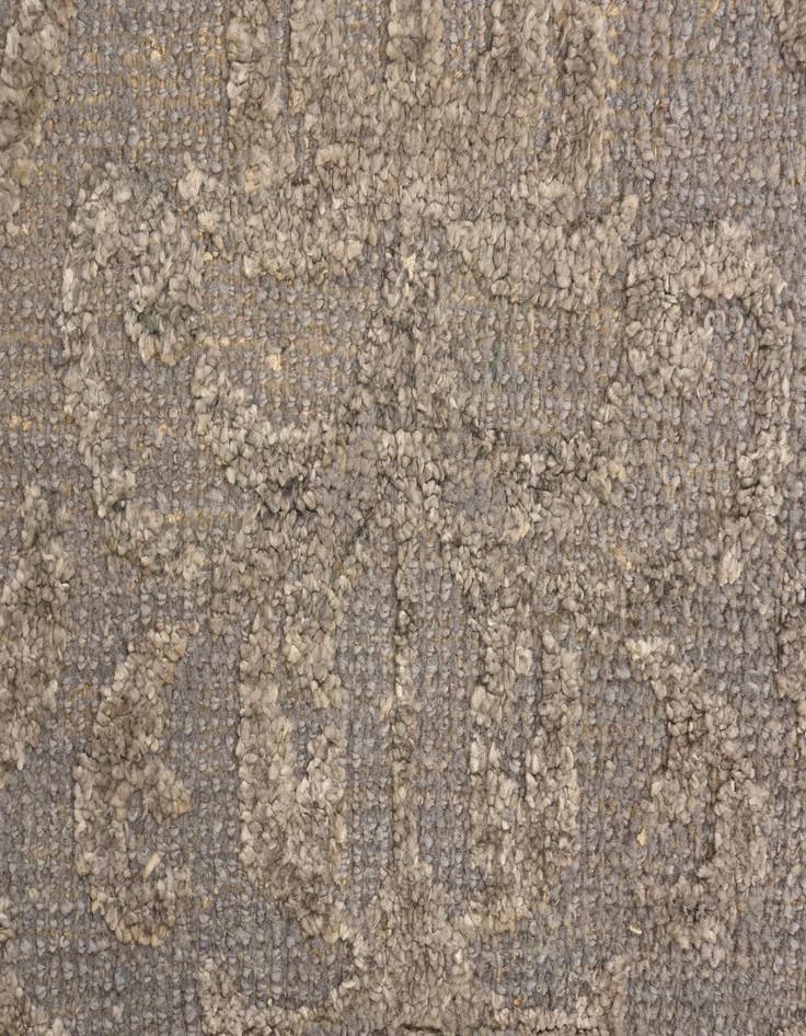 Detail image of  5' x 7' 10  Hand Knotted Luna Rug