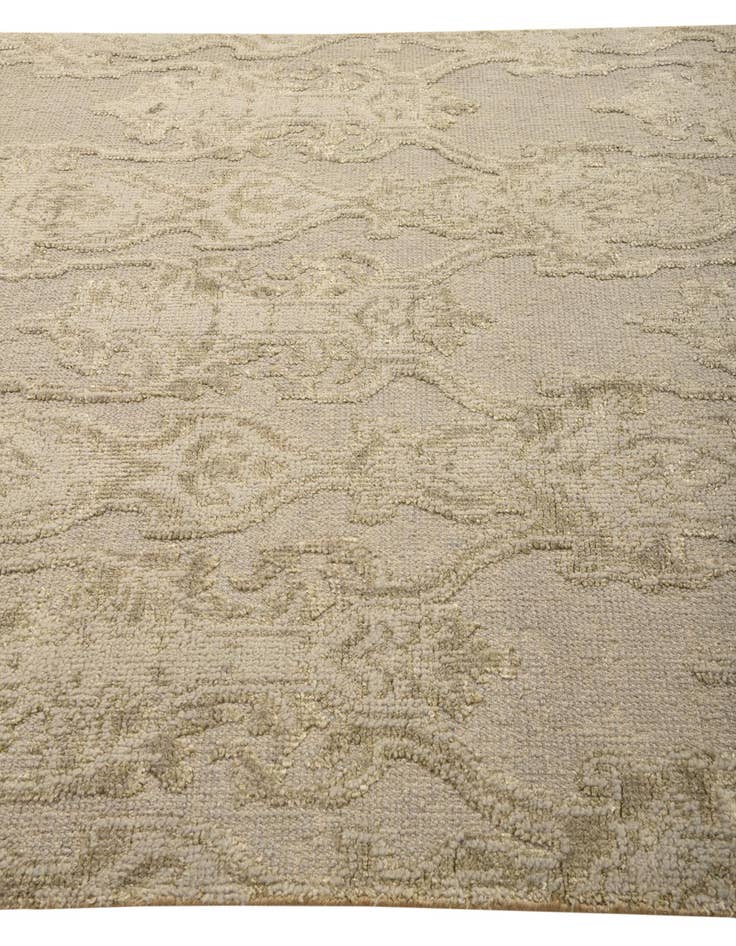 Detail image of  6' x 8' 10  Hand Knotted Luna Rug