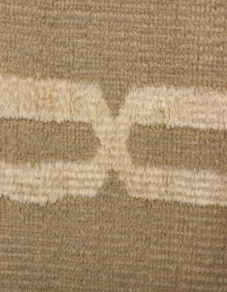 Detail image of  6' x 9'  Hand Knotted Luna Rug