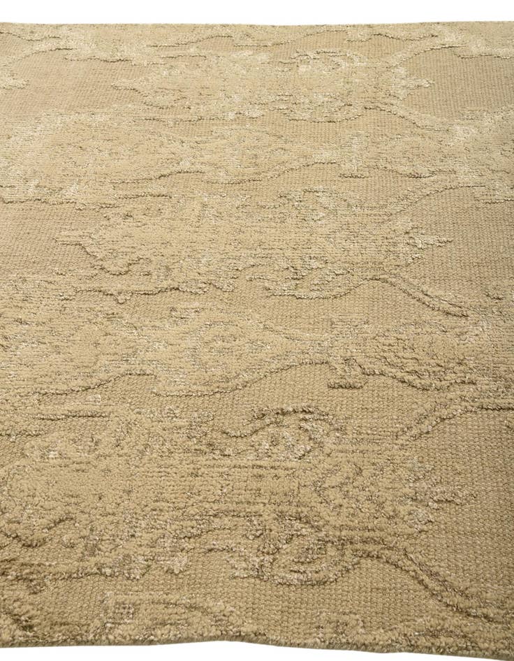 Detail image of  6' x 8' 10  Hand Knotted Luna Rug