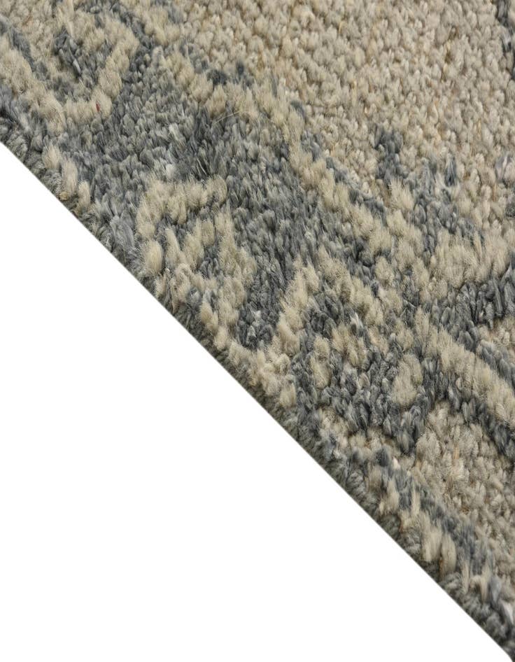 Detail image of  5' 9 x 9'  Hand Knotted Luna Rug