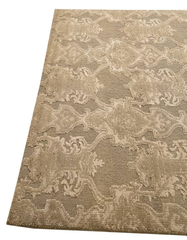 Detail image of  6' x 9'  Hand Knotted Luna Rug