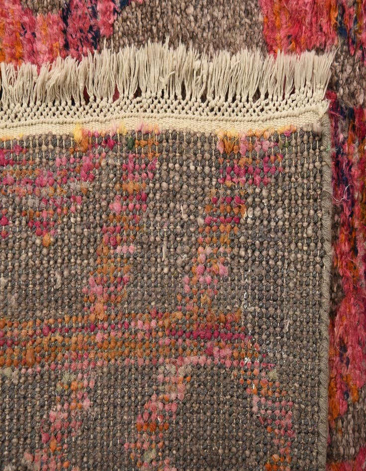 Detail image of  6' 5 x 9' 8  Hand Knotted Luna Wool Rug