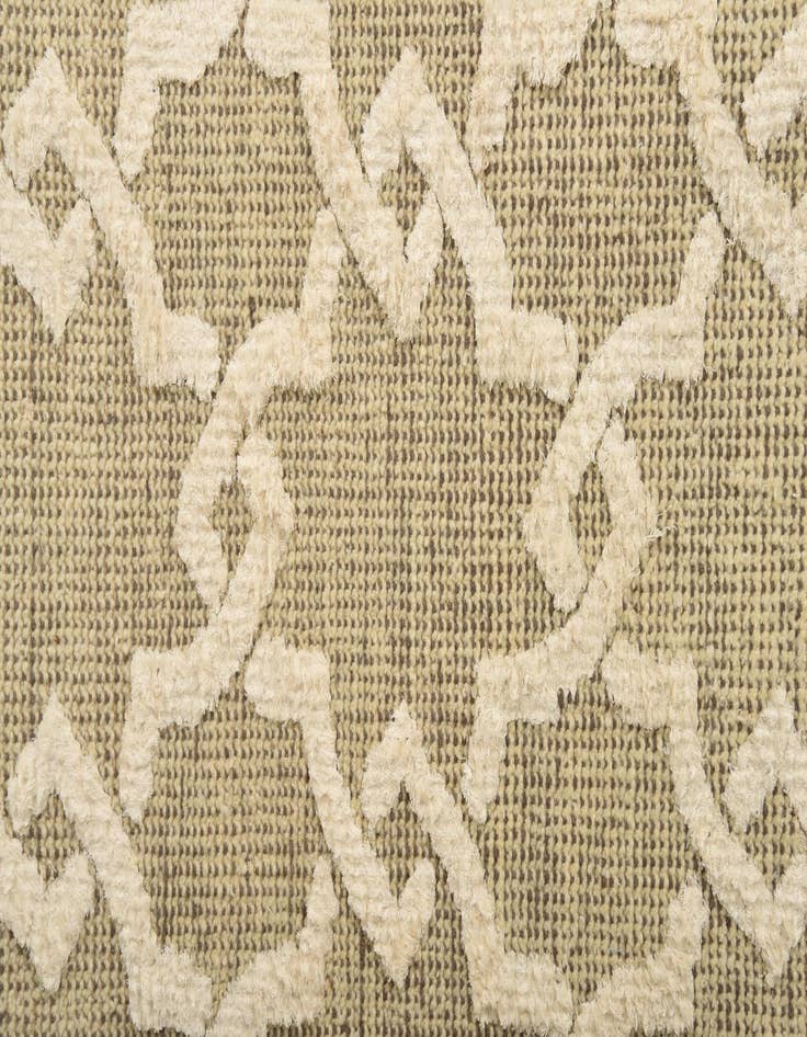 Detail image of  7' 7 x 9' 9  Hand Knotted Luna Rug