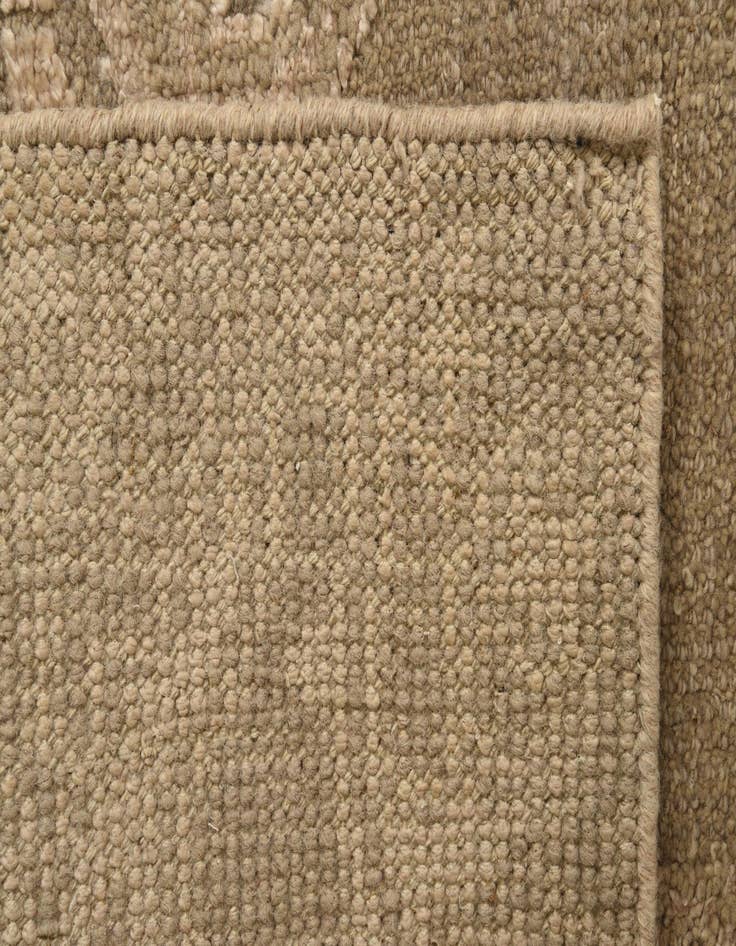 Detail image of  5' 10 x 8' 10  Hand Knotted Luna Rug