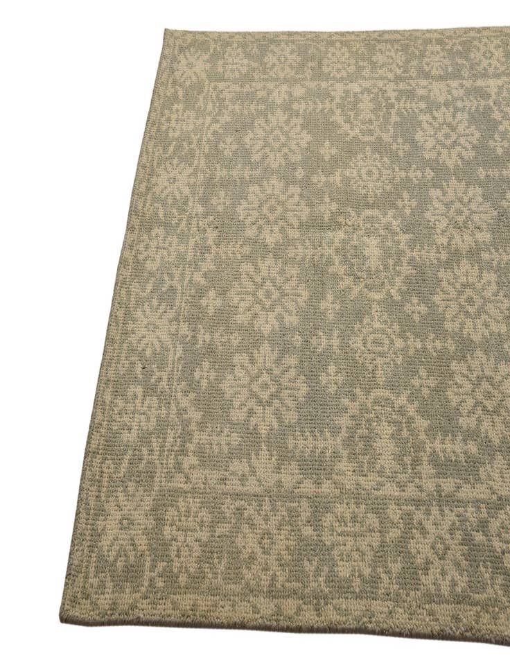 Detail image of  5' x 6' 9  Hand Knotted Luna Wool Rug