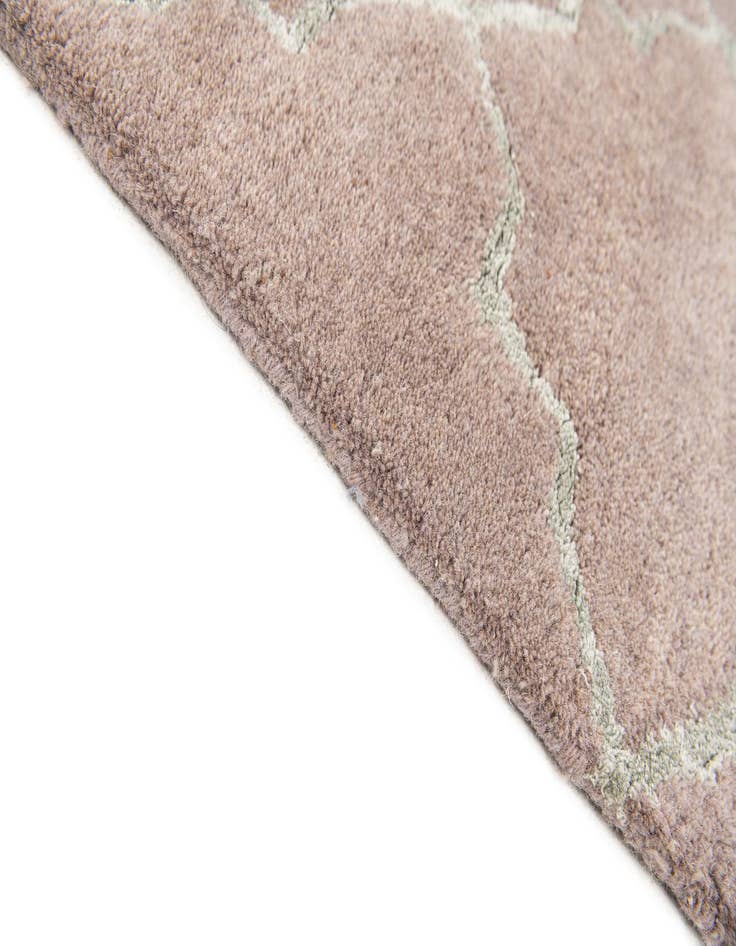 Detail image of  8' 3 x 10' Luna Rug