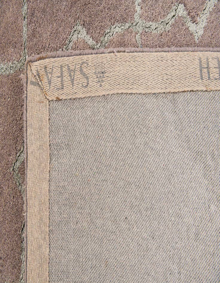 Detail image of  8' 3 x 10' Luna Rug