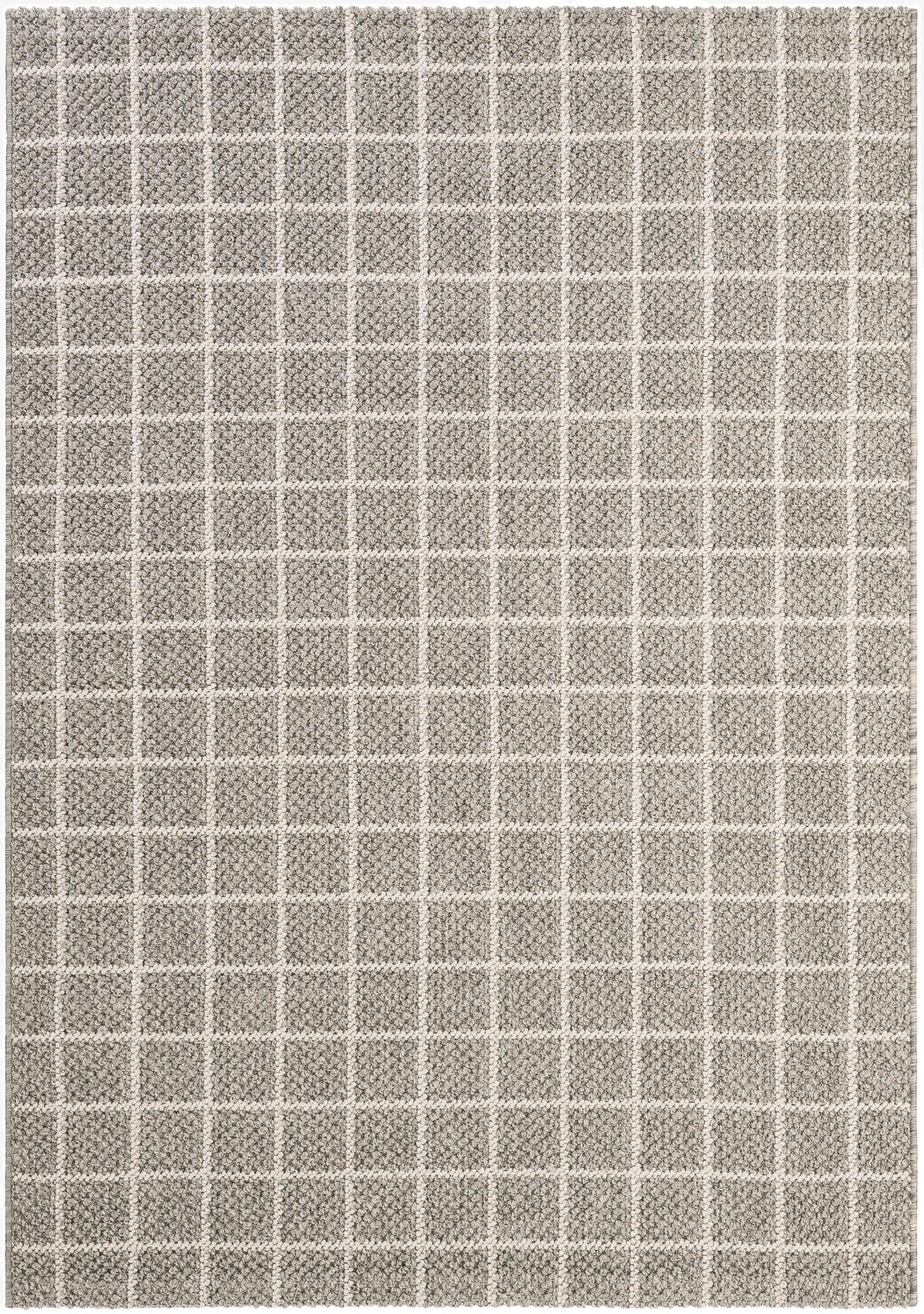  5' 4 x 7' 8 Machine Made Rug