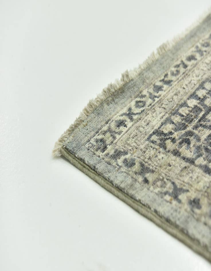 Detail image of  8' 9 x 11' 3  Hand Knotted Mamluk Ziegler Rug