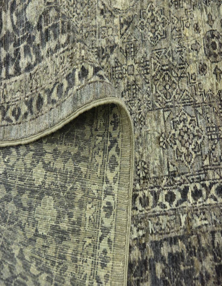 Detail image of  8' 9 x 11' 3  Hand Knotted Mamluk Ziegler Rug