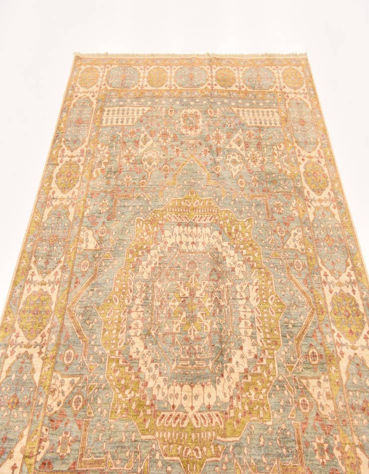 Detail image of  6' 2 x 9'  Hand Knotted Mamluk Ziegler Oriental Rug