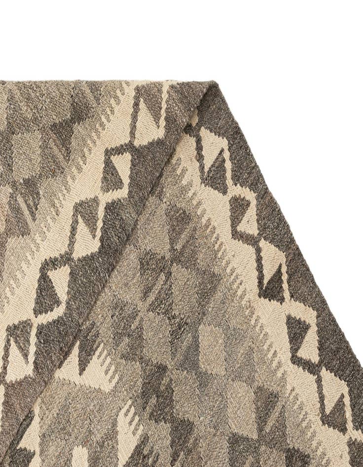 Detail image of  5' 10 x 7' 9  Hand Knotted Marok Kilim Rug