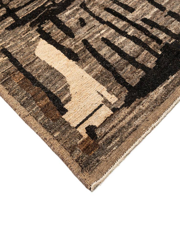 Detail image of  9' 3 x 12' 2  Hand Knotted Marok Kilim Rug