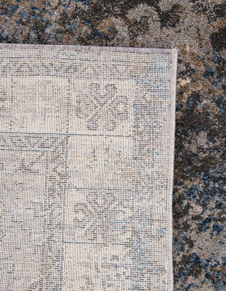 Detail image of  5' x 7' 7 Mesa Rug
