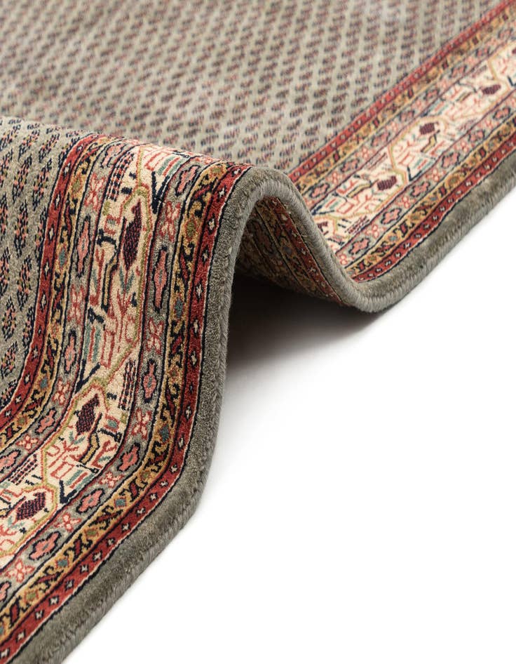 Detail image of  4' 7 x 6' 8  Hand Knotted Mir Oriental Wool Rug