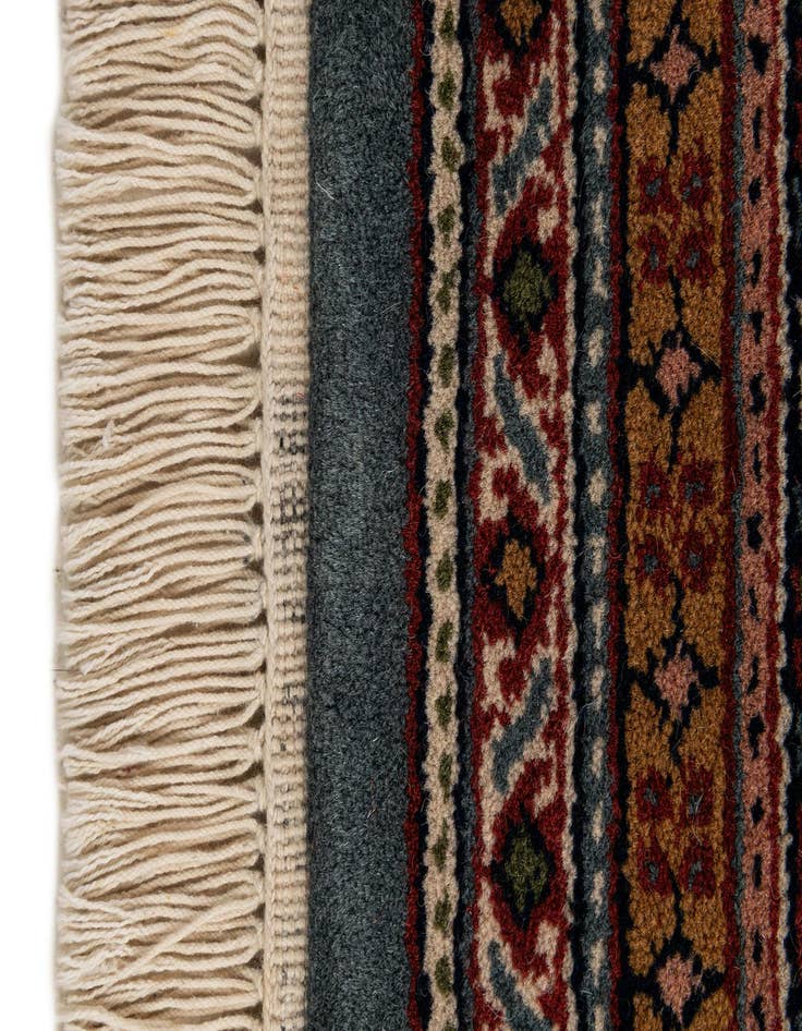 Detail image of  6' 8 x 9' 7  Hand Knotted Mir Wool Rug