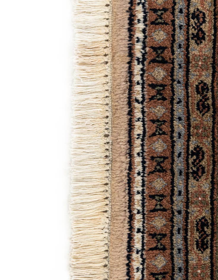 Detail image of  5' 9 x 7' 8  Hand Knotted Mir Wool Rug