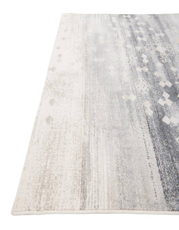 Detail image of  5' x 7' 6 Miranda Rug