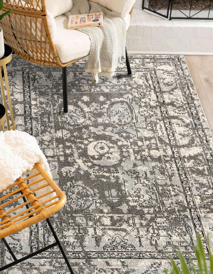 Gray 8' x 10' Miranda Rug | Rugs.com