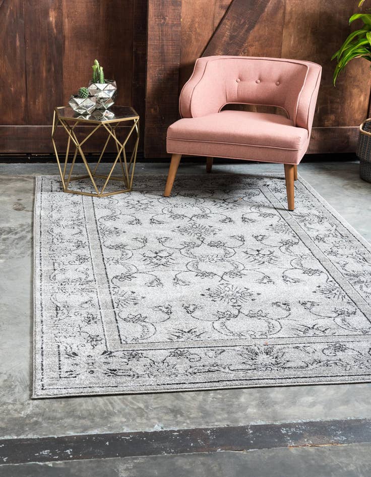 Detail image of  5' x 8' Miranda Rug