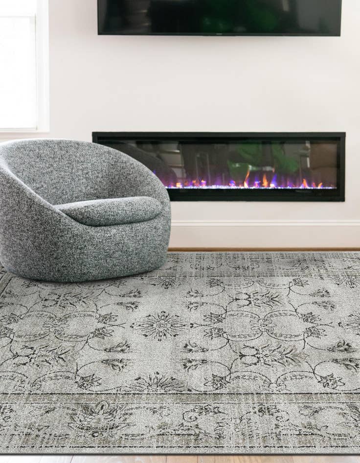 Detail image of  5' x 8' Miranda Rug