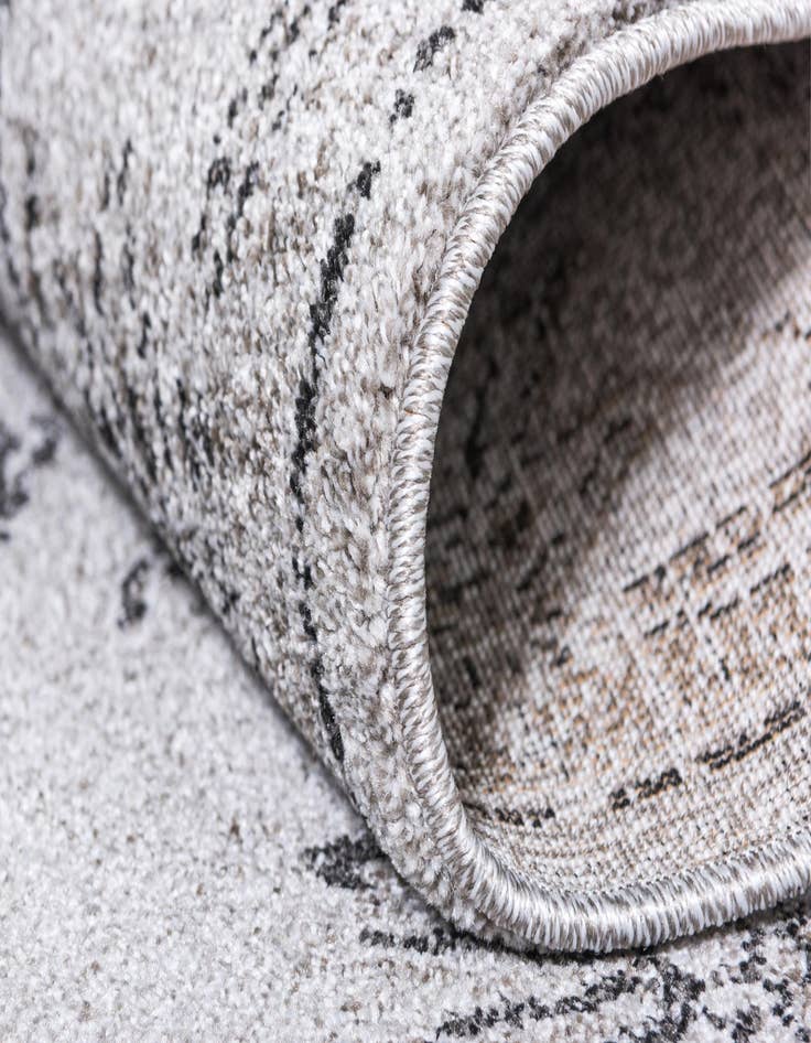 Detail image of  5' x 8' Miranda Rug