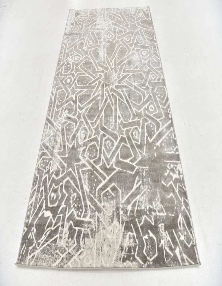 Detail image of  5' x 8' Modern Classical Rug