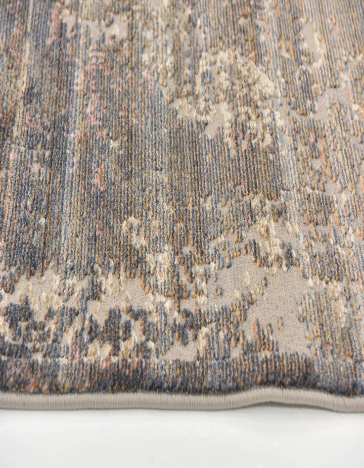 Detail image of  5' 2 x 7' 3 Modern Classical Rug