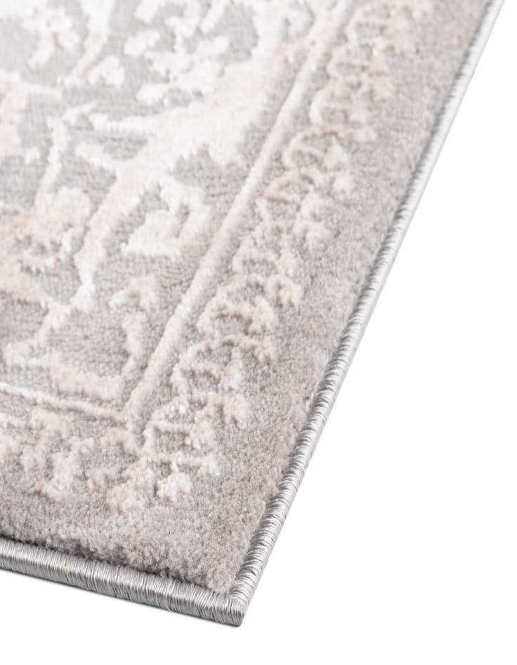 Detail image of  5' x 7' 7 Modern Classical Rug