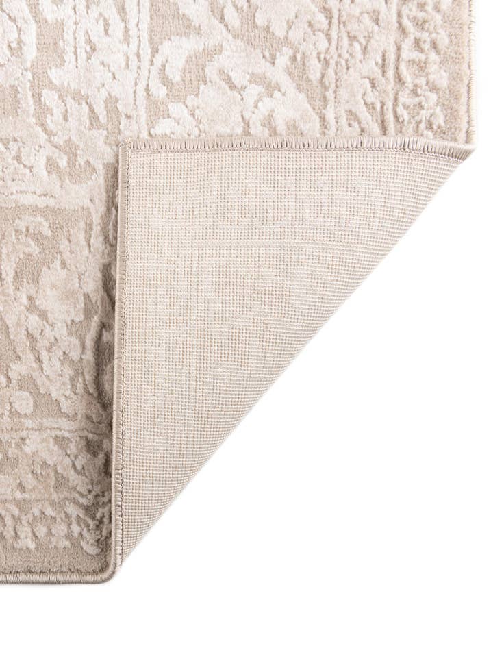 Detail image of  5' x 7' 7 Modern Classical Rug