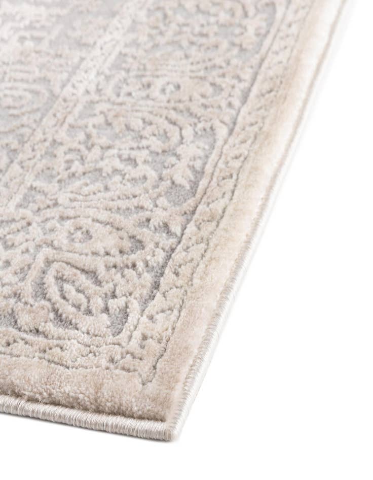 Detail image of  3' x 5' Modern Classical Rug