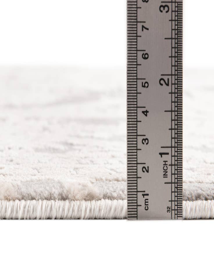 Detail image of  5' 3 x 7' Modern Classical Rug