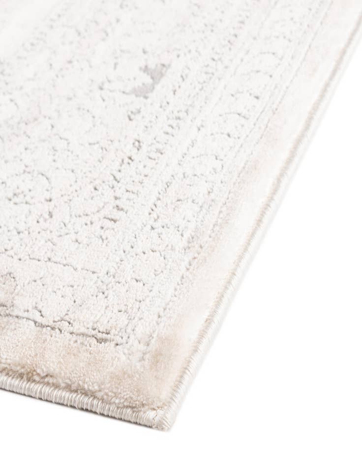 Detail image of  5' 3 x 7' Modern Classical Rug