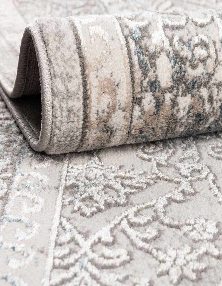 Detail image of  5' 3 x 7' 7 Modern Classical Rug