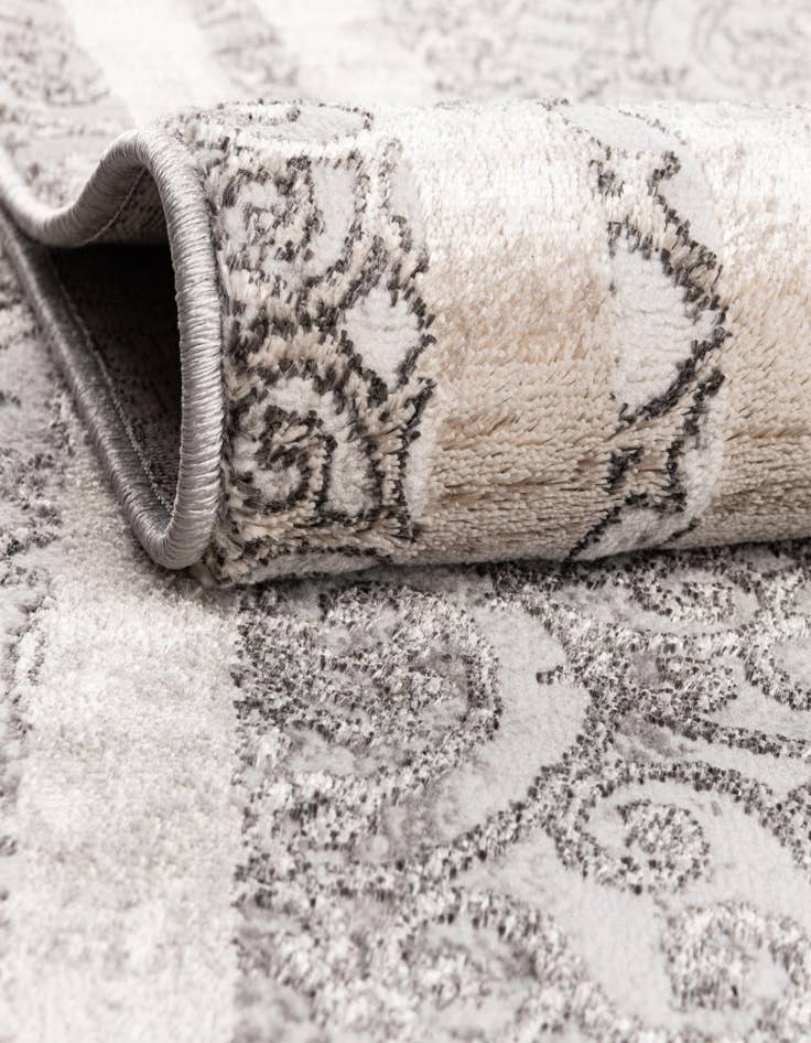 Detail image of  5' 3 x 7' 7 Modern Classical Rug