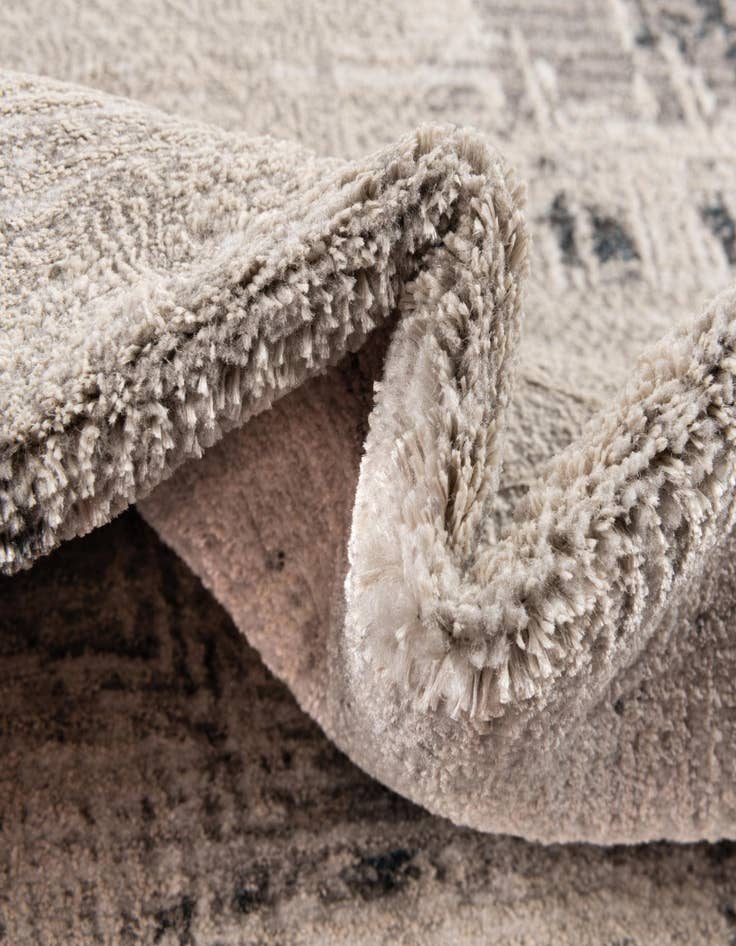 Detail image of  5' 3 x 7' 7 Modern Classical Rug