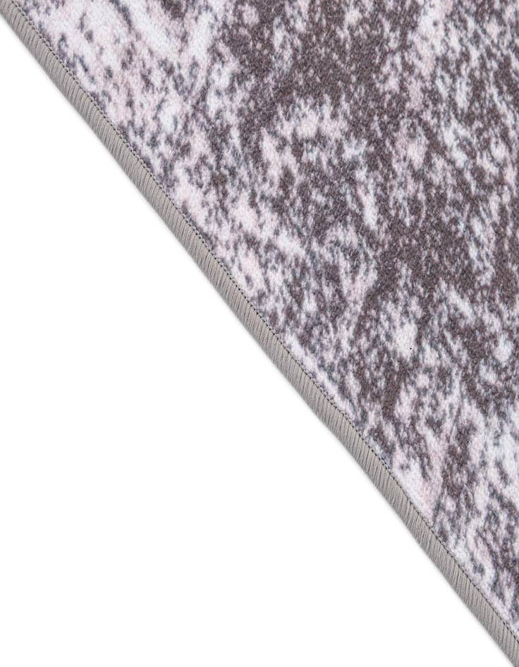 Detail image of  5' x 8' Monte Carlo Rug