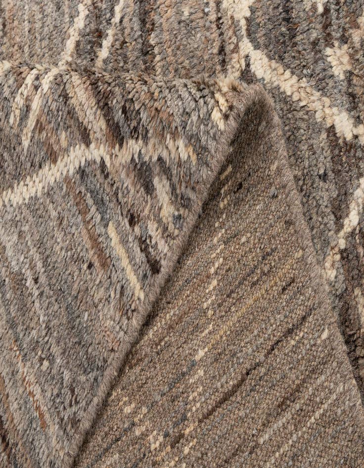 Detail image of  6' 10 x 9' 8  Hand Knotted Moroccan Wool Rug