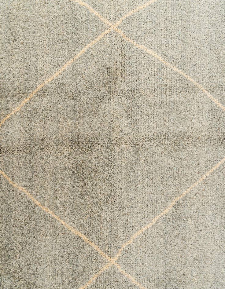 Detail image of  4' 6 x 6' 6  Hand Knotted Moroccan Wool Rug