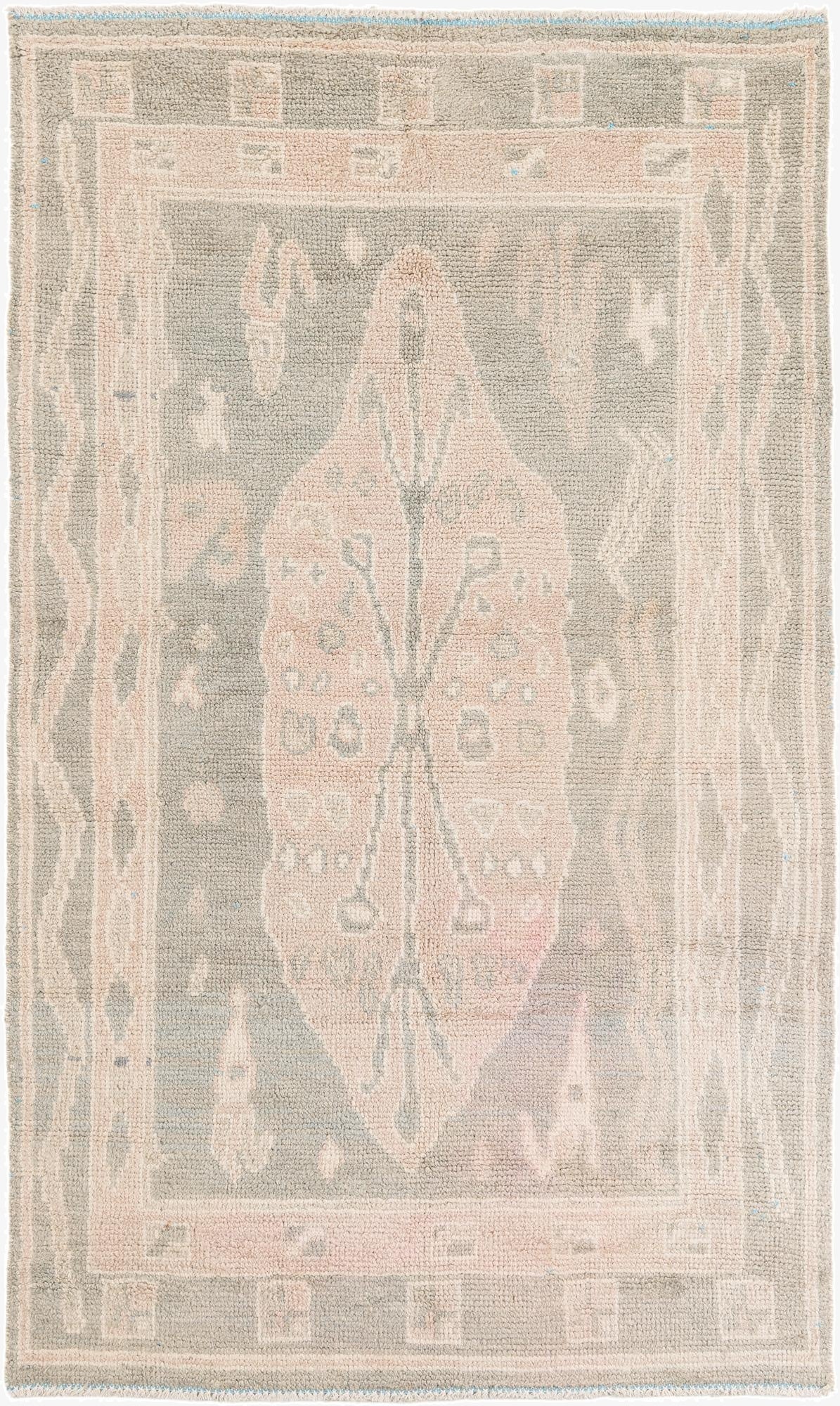  4' 10 x 8'  Hand Knotted Moroccan Wool Rug