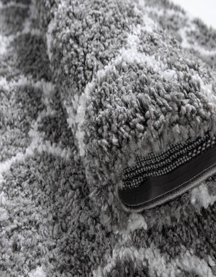 Detail image of  5' x 8' Moroccan Shag Rug