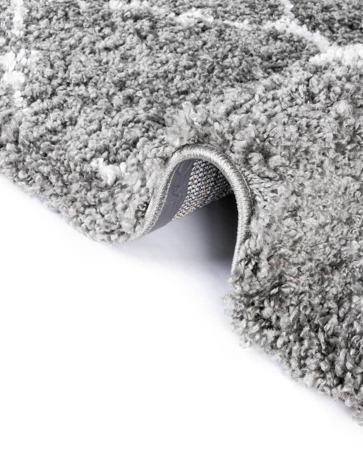 Detail image of  7' 10 x 10' Moroccan Shag Rug