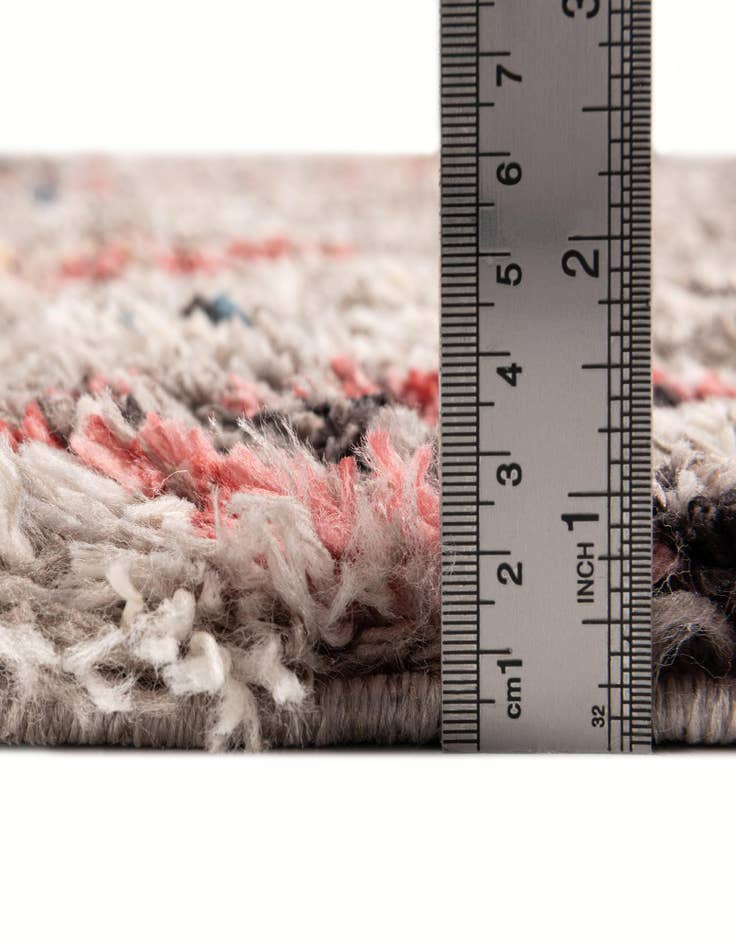 Detail image of  5' x 7' Morocco Rug