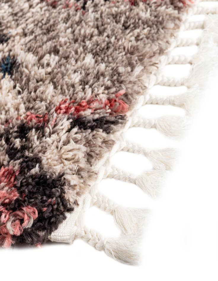 Detail image of  5' x 7' Morocco Rug